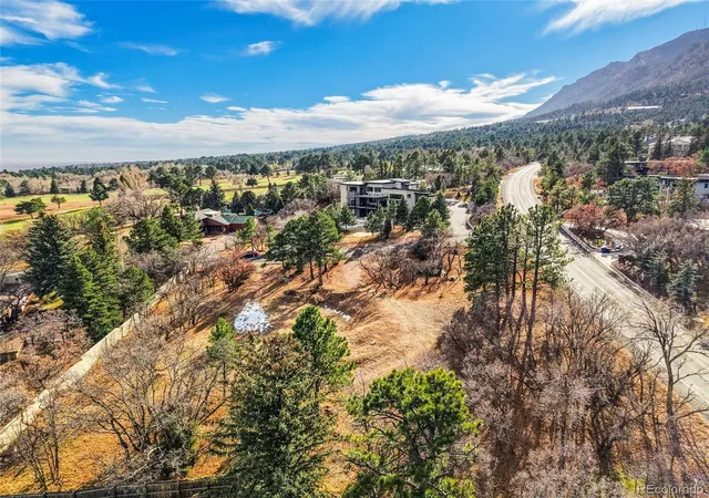 3rd image of 32 Penrose Ln, Colorado Springs, CO 80906 | MLS# 4141560