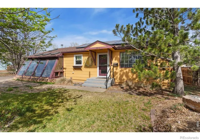 2nd image of 924 Sycamore St, Fort Collins, CO 80521 | MLS# IR1055128