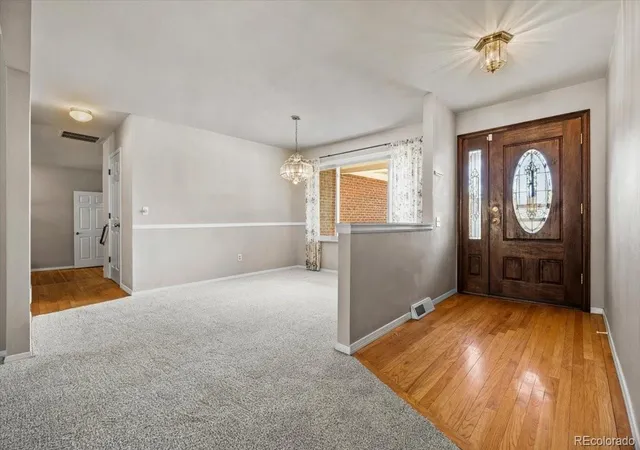 2nd image of 5477 S Cimarron Rd, Littleton, CO 80123 | MLS# 4702585