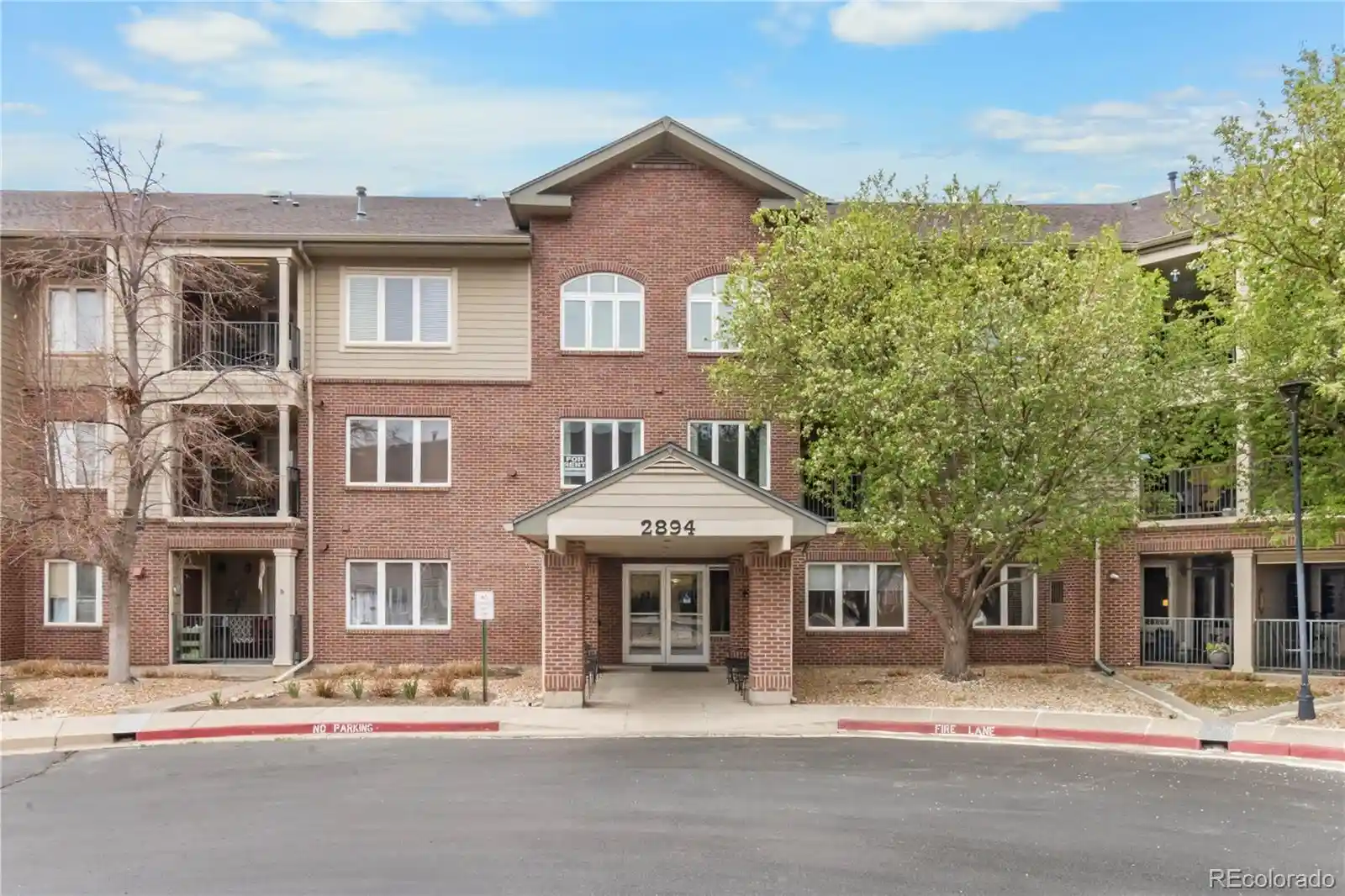 Listing Photo 1 - Condo for sale in 2894 W Riverwalk Cir located at 2894 W Riverwalk Cir, Littleton, CO 80123 - Unit #B108