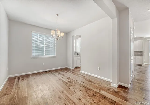 5th image of 27942 E Glasgow Pl, Aurora, CO 80016 | MLS# 7022511