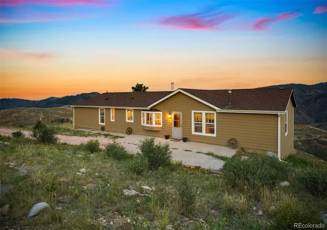 2nd image of 132 Singing Pines Ct, Livermore, CO 80536 | MLS# 8173272