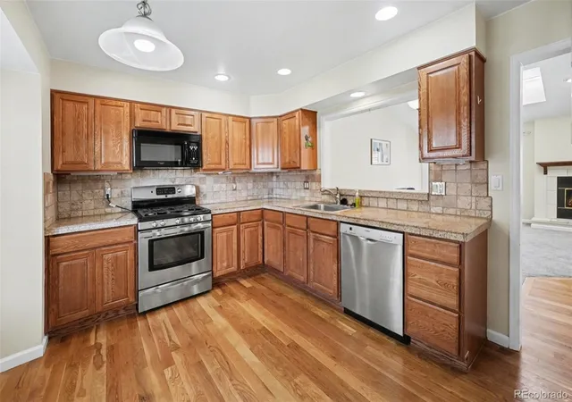 3rd image of 5230 S Jellison St, Littleton, CO 80123 | MLS# 2753685