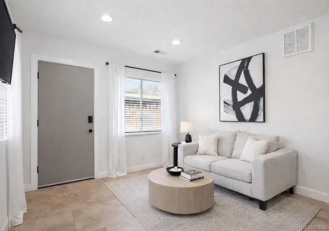 3rd image of 3321 Eliot St, Denver, CO 80211 | MLS# 6051787