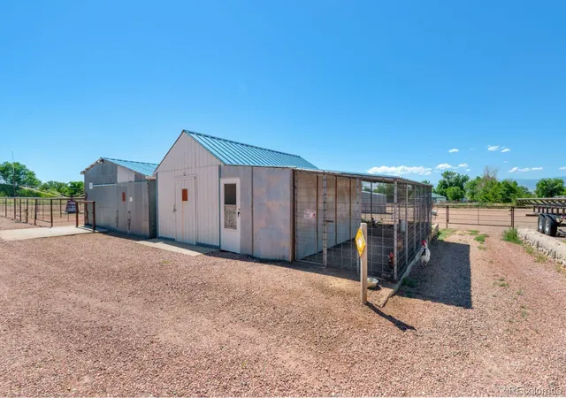 4th image of 445 G St, Penrose, CO 81240 | MLS# 4987296
