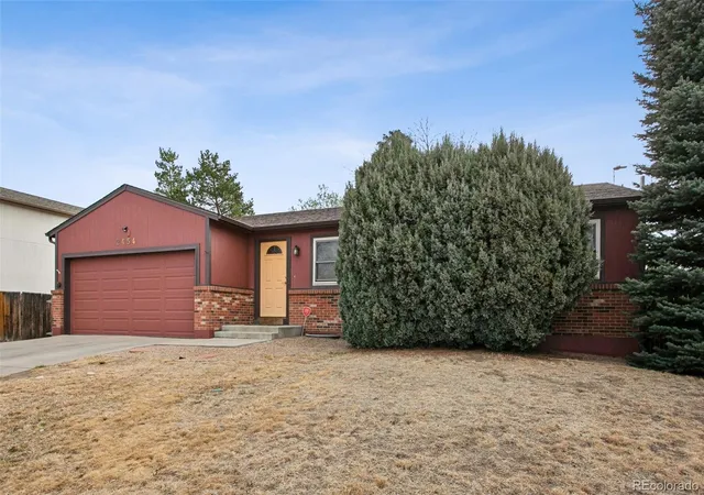 Homes for sale in Longmont, CO | 2454 Tulip St, Longmont, CO 80501 | MLS# 9668125