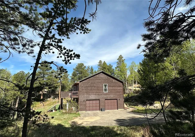 Photo 3 of Single family home for sale at 72 Rudi Ln W, Golden, CO 80403 | MLS# 2107966 | Listing updated on 2026-09-20