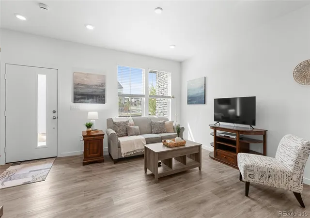 2nd image of 2018 S Gold Bug Wy, Aurora, CO 80018 | MLS# 4963455