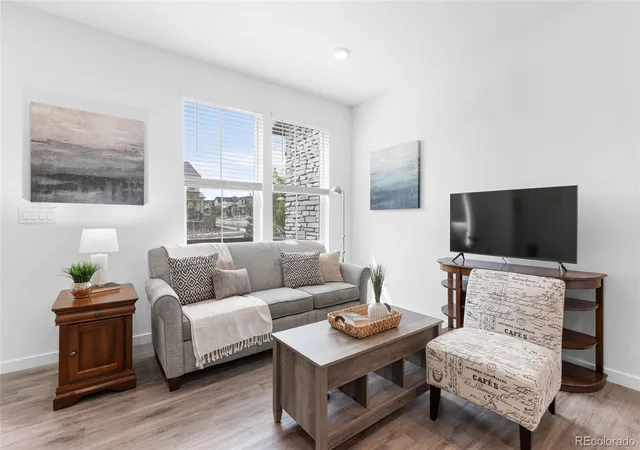 3rd image of 2018 S Gold Bug Wy, Aurora, CO 80018 | MLS# 4963455