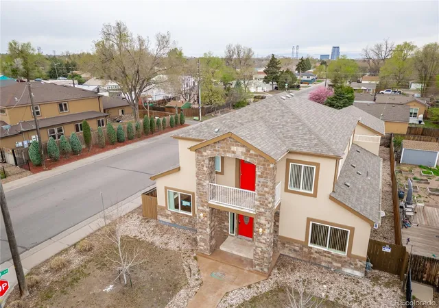 2nd image of 995 S Locust St, Denver, CO 80224 | MLS# 5470692