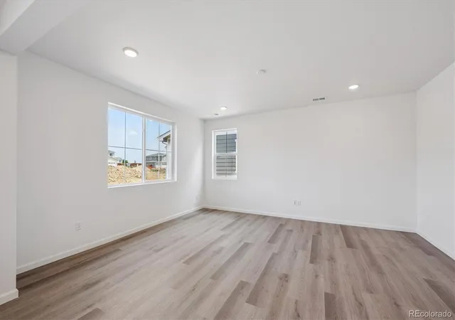 5th image of 4639 Sugar Beet St, Johnstown, CO 80534 | MLS# 8818065