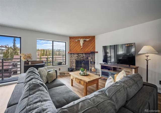 Homes for sale in Silverthorne, CO | 9876 Ryan Gulch Rd, Silverthorne, CO 80498