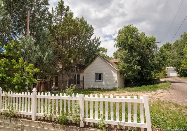 Homes for sale in Elizabeth, CO | 325 E Kiowa Ave, Elizabeth, CO 80107 | MLS# 3824603