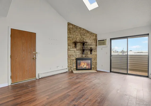 3rd image of 10150 E Virginia Ave #19-303, Denver, CO 80247 | MLS# 4227710
