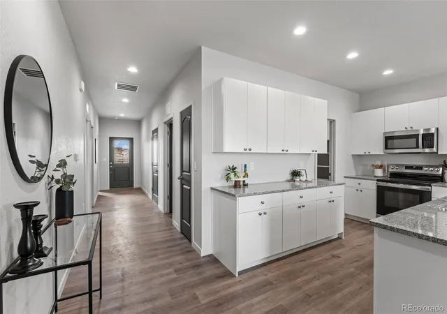 image of 380 S Ashford Dr, Pueblo, CO 81007 | MLS# 4941204