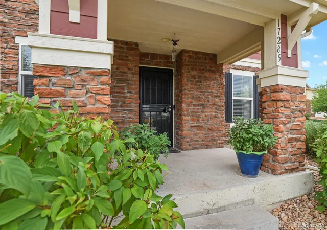3rd image of 17285 E Wyoming Pl, Aurora, CO 80017 | MLS# 6913628