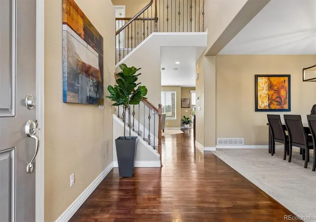 Photo 2 of Single family home for sale at 11025 Grayledge Cir, Littleton, CO 80130 | MLS# 1872915 | Listing updated on 2026-08-21