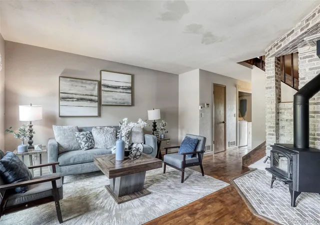 3rd image of 11913 E Kepner Dr, Aurora, CO 80012 | MLS# 5098866