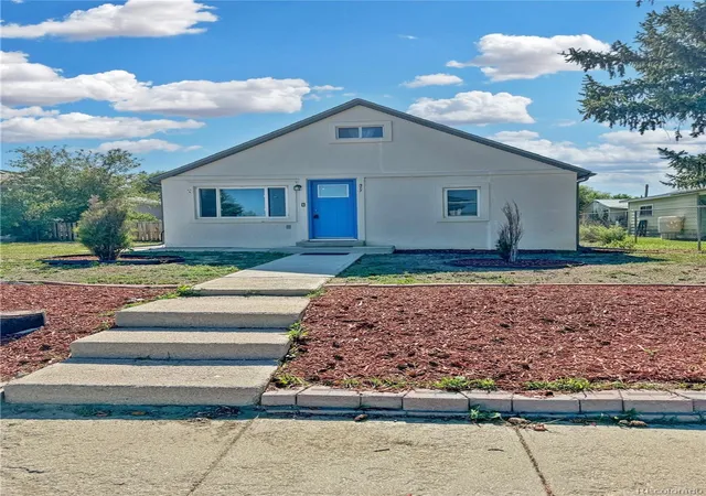 Homes for sale in Limon, CO | 577 H Ave, Limon, CO 80828 | MLS# 1605010
