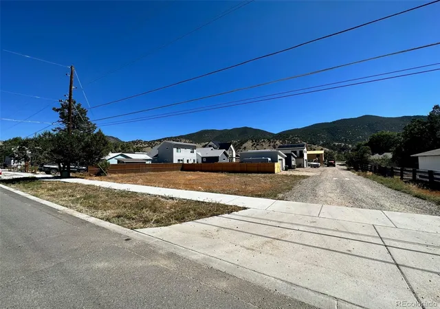 1st image of 843 Scott St, Salida, CO 81201 | MLS# 2894742