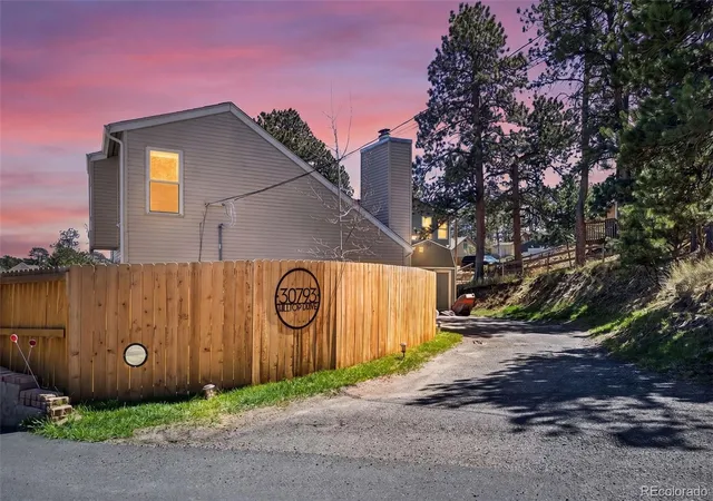 Homes for sale in Evergreen, CO | 30793 Hilltop Dr, Evergreen, CO 80439 | MLS# 3607940