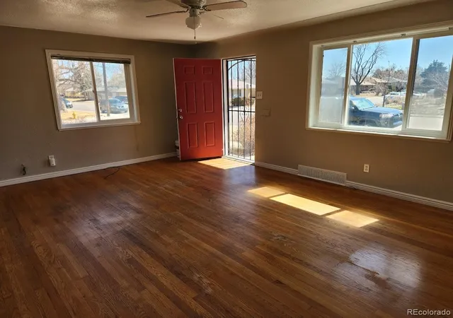 3rd image of 5455 E 36Th Ave, Denver, CO 80207 | MLS# 3244264
