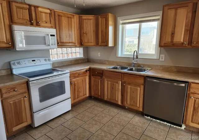 5th image of 5455 E 36Th Ave, Denver, CO 80207 | MLS# 3244264