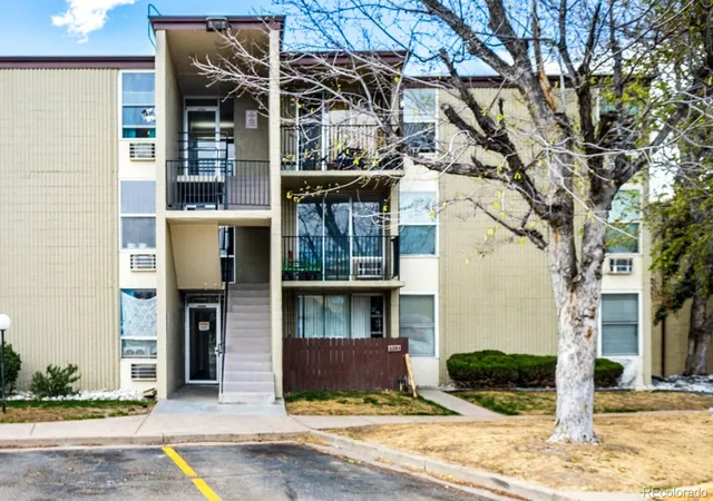Homes for sale in Aurora, CO | 2281 S Vaughn Wy #118A, Aurora, CO 80014 | MLS# 2285149