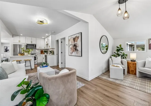 1st image of 129 King St, Denver, CO 80219 | MLS# 4611522