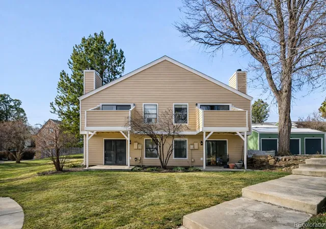 Photo 2 of Townhouse for sale at 4252 S Richfield Way, Aurora, CO 80013 | MLS# 9428192 | Listing updated on 2026-09-15