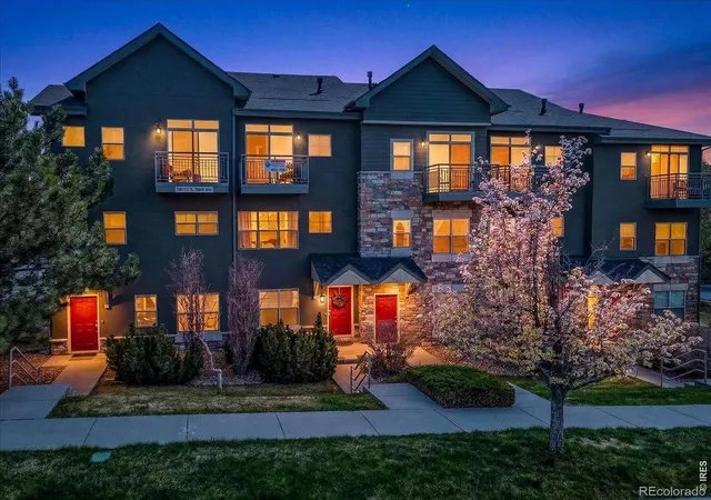 2nd image of 18767 E Yale Cir #B, Aurora, CO 80013 | MLS# IR1055803