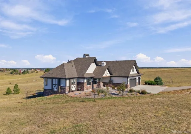 Photo 3 of Single family home for sale at 1485 Legacy Trl, Elizabeth, CO 80107 | MLS# 2664933 | Listing updated on 2026-10-20