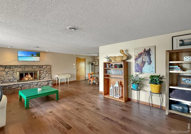 Photo 3 of Single family home for sale at 13969 County Rd 33, Sterling, CO 80751 | MLS# IR1055851 | Listing updated on 2026-09-22