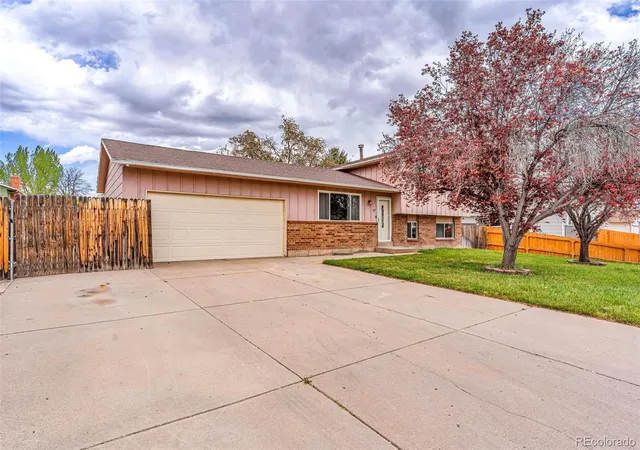 Homes for sale in Pueblo, CO | 58 Briarwood Cir, Pueblo, CO 81005 | MLS# 4506588