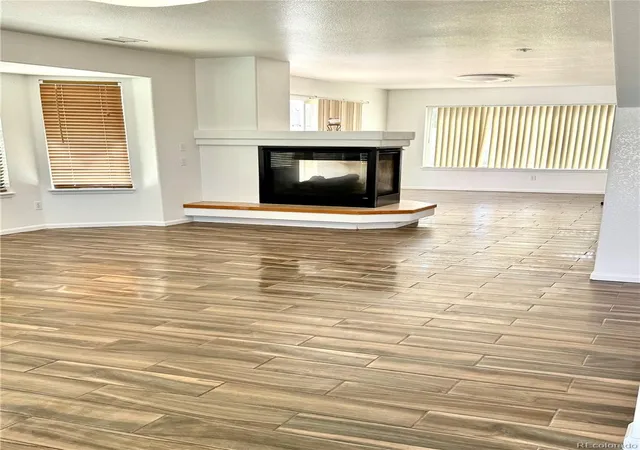 4th image of 5553 Jebel Ct, Denver, CO 80249 | MLS# 7580066