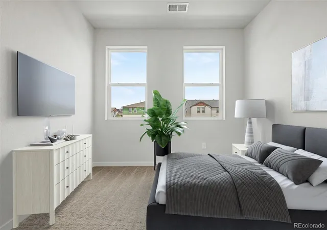 Photo 3 of Single family home for sale at 5804 N Perth St, Aurora, CO 80019 | MLS# 3467141 | Listing updated on 2026-10-24
