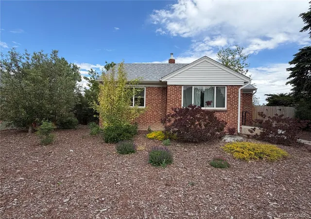 2nd image of 770 S Decatur St, Denver, CO 80219 | MLS# 2740892