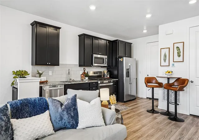 4th image of 2092 S Upham Wy, Denver, CO 80227 | MLS# 4905904