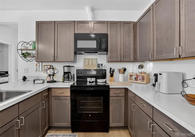 2nd image of 8475 E 36Th Ave #221, Denver, CO 80238 | MLS# 9992259