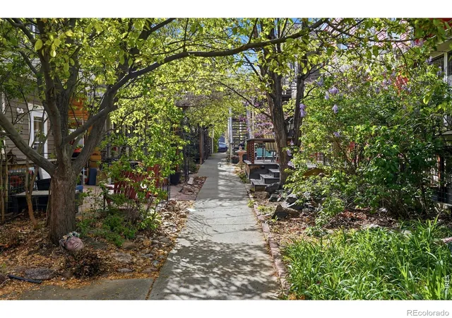 Listing Photo 5 - Condo for sale in building located at 1625 Yellow Pine Ave, Boulder, CO 80304