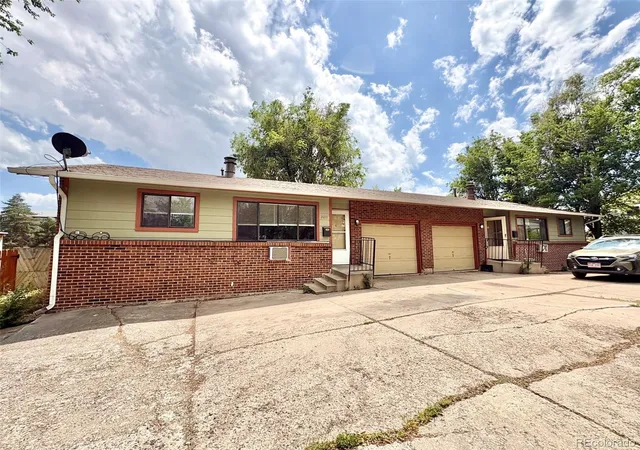 Homes for sale in Edgewater, CO | 2011 Otis St, Edgewater, CO 80214 | MLS# 8333846