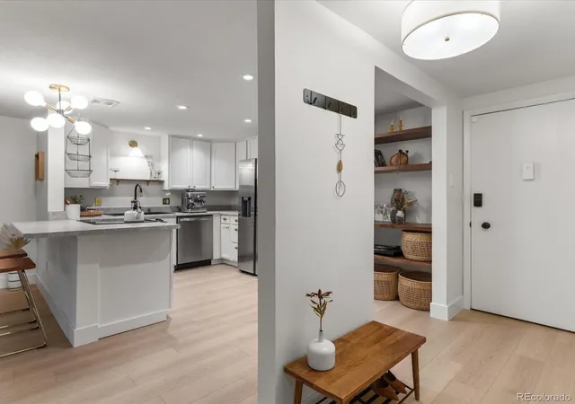 4th image of 1050 N Lafayette St #105, Denver, CO 80218 | MLS# 3752841