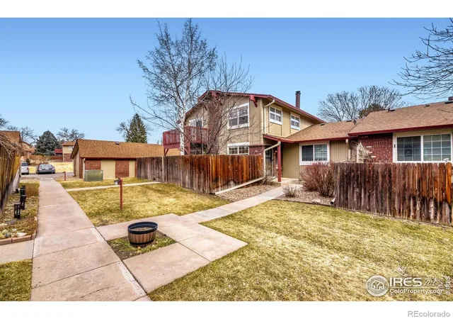 Photo 1 of Townhouse for sale at 7216 W Portland Ave, Littleton, CO 80128 | MLS# IR1056256 | Listing updated on 2026-10-26