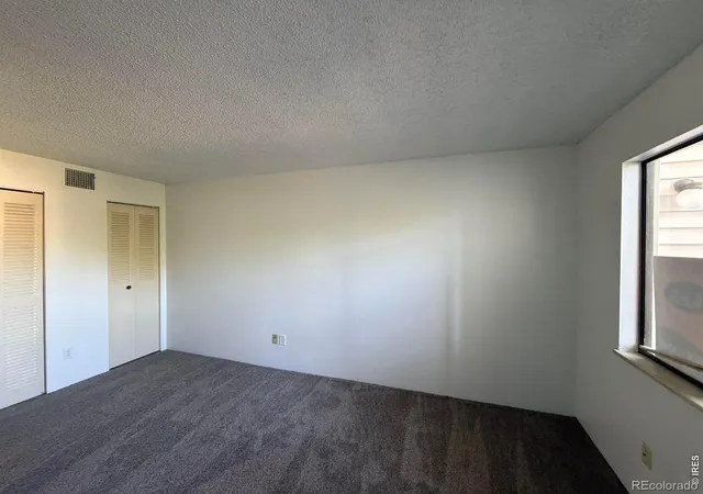 3rd image of 1705 Heatheridge Rd #305, Fort Collins, CO 80526 | MLS# IR1056281