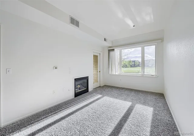 4th image of 2894 W Riverwalk Cir #B112, Littleton, CO 80123 | MLS# 4862583