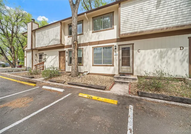 3rd image of 749 Alexander Rd, Colorado Springs, CO 80909