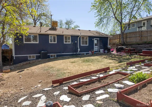 2nd image of 9017 Dover St, Broomfield, CO 80021 | MLS# 7402623