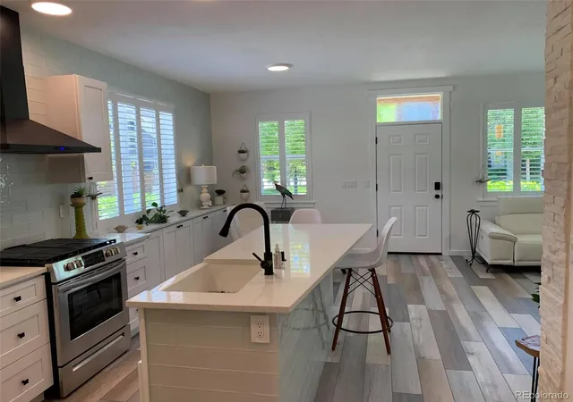 Photo 3 of Condo for sale at 2609 Emporia Ct, Denver, CO 80238 | MLS# 9222132 | Listing updated on 2026-08-30
