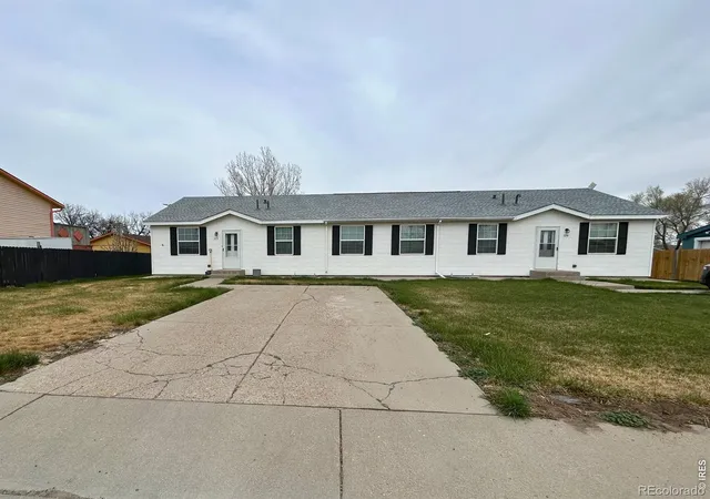 Homes for sale in Fort Morgan, CO | 220 S Spruce St, Fort Morgan, CO 80701 | MLS# IR1056341