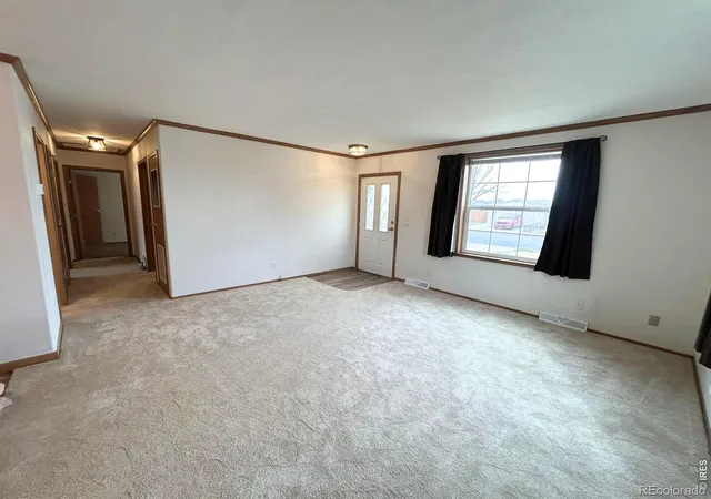 Photo 4 of Single family home for sale at 220 S Spruce St, Fort Morgan, CO 80701 | MLS# IR1056341 | Listing updated on 2026-09-25